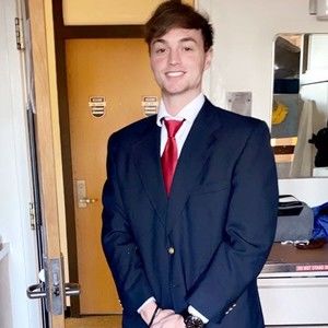 Meet your Posher, Tristan